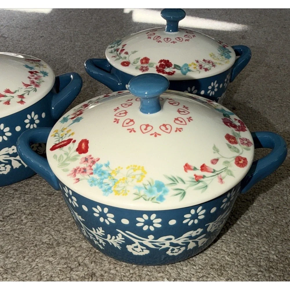 Lot Of‎ (4) Pioneer Woman Fancy Flourish Mini Cocotte with Lid 16 oz 4.5